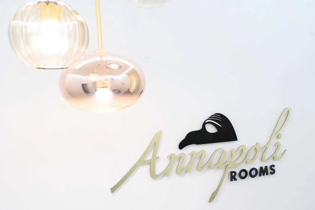Annapoli Rooms 0*, Naples Italy